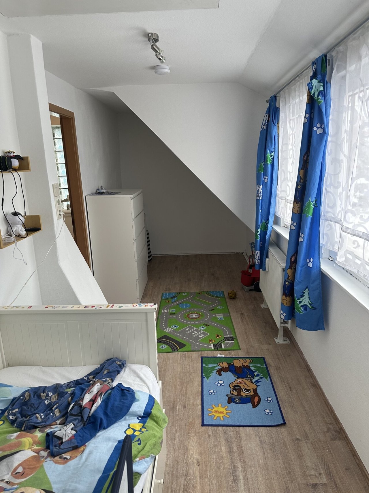 IKinderzimmer 1 Gachgeschoss 2 IKinderzimmer 1 Gachgeschoss 2